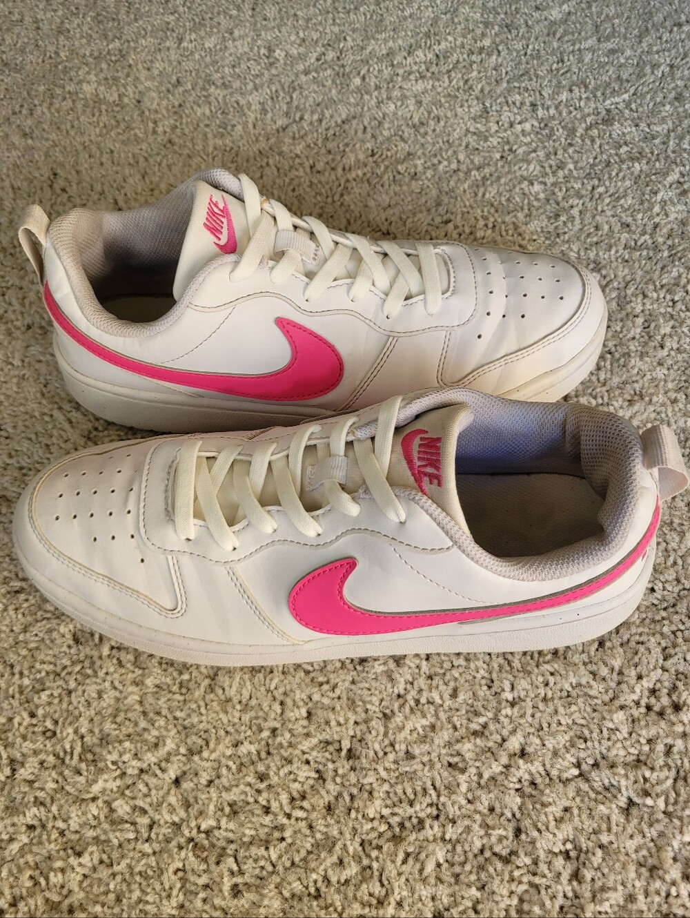 Nike Court Borough Leather Sneakers with Fucia Swoosh Very Good Condition 7Y